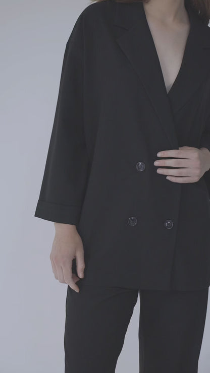 ESSENTIAL TOUCH TOP